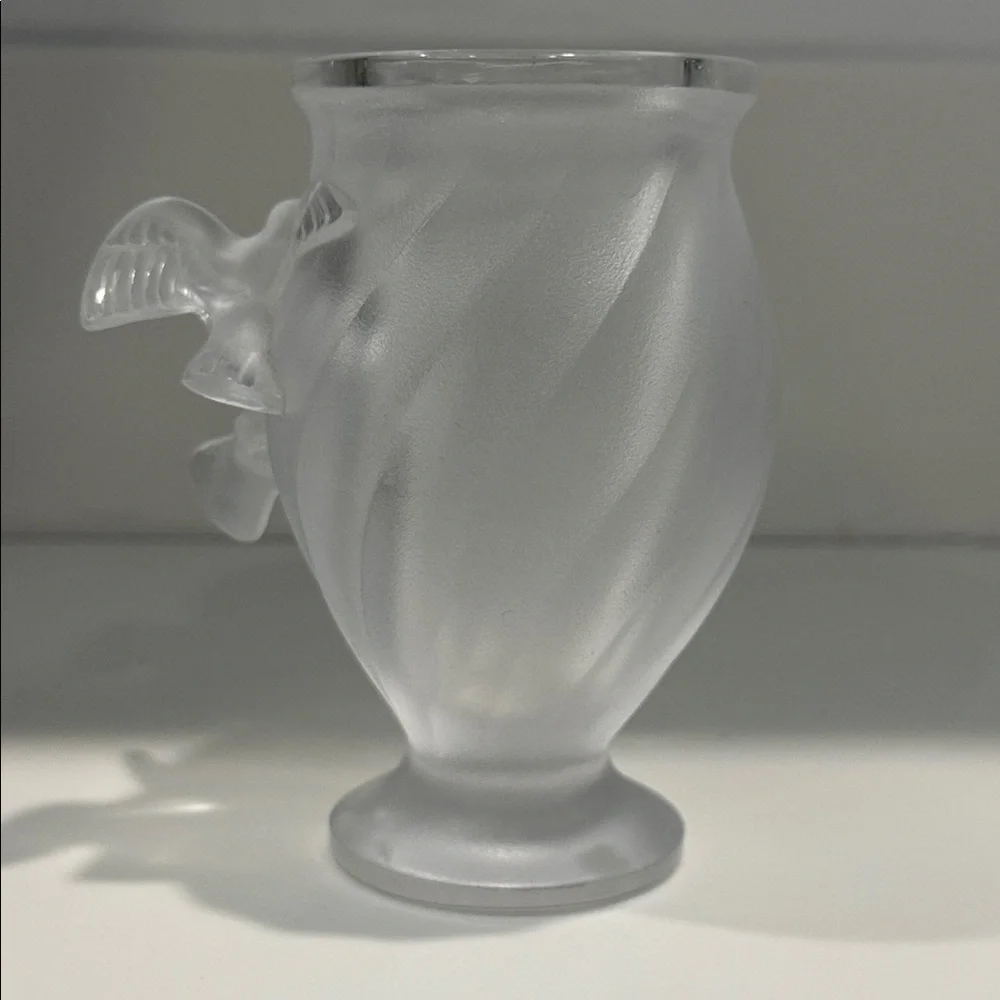 LALIQUE France Rosine Frosted Glass Vase with 3D Dove Design